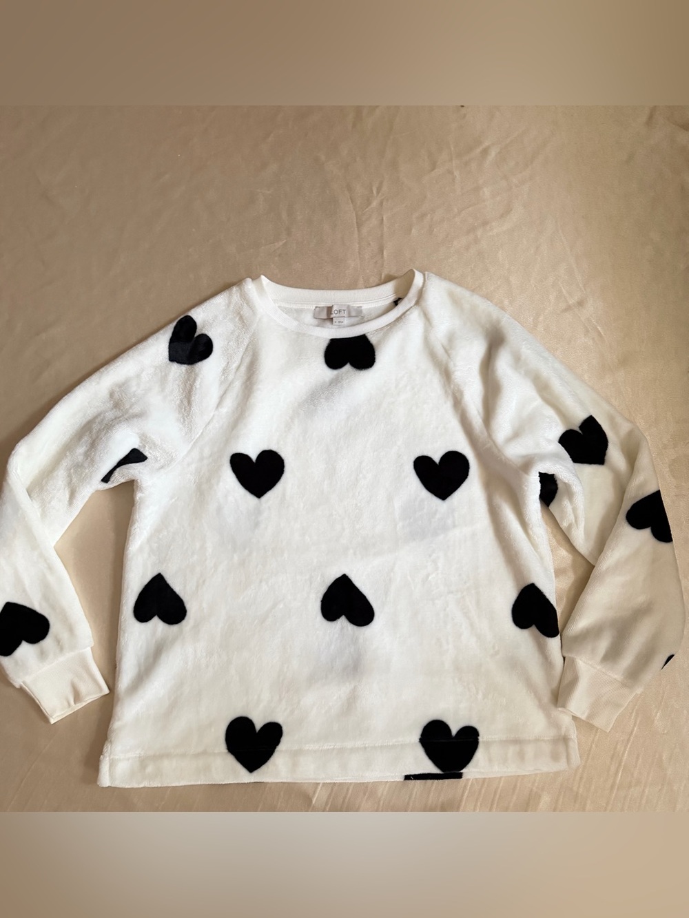 LOFT Faux Fur Heart Pattern Pullover Sweatshirt Medium